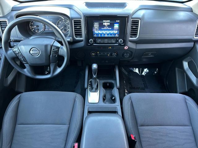 2022 Nissan Frontier Crew Cab SV 4x2