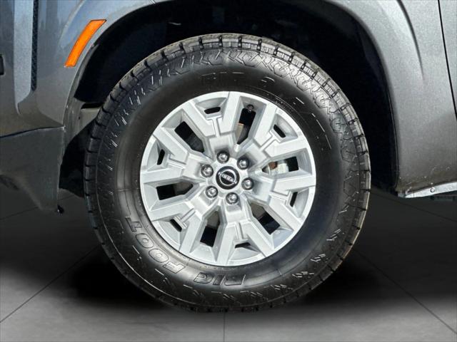 2022 Nissan Frontier Crew Cab SV 4x2