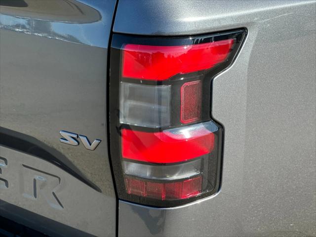 2022 Nissan Frontier Crew Cab SV 4x2