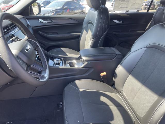 2025 Jeep Grand Cherokee L Altitude X 4x4