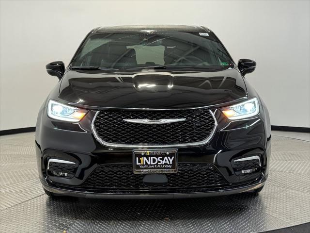 2025 Chrysler Pacifica Select 2025 Chrysler Pacifica Select