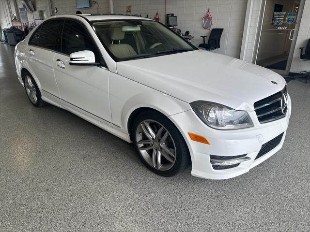 2014 Mercedes-Benz C 300 Sport 4MATIC