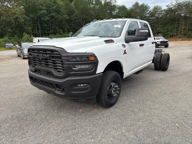 2025 RAM 3500 Chassis Tradesman/Big Horn