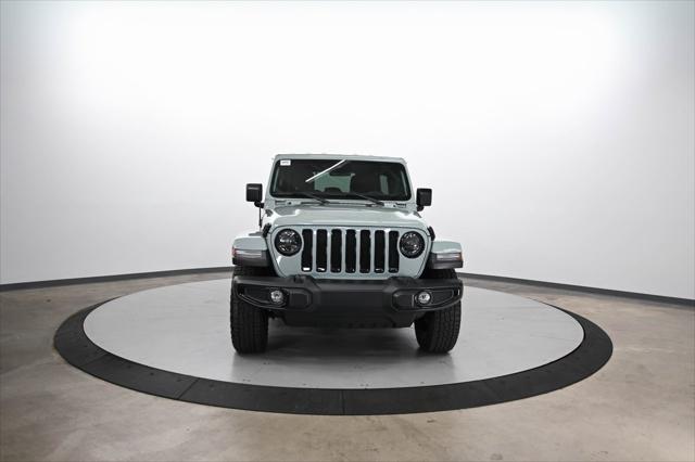 2023 Jeep Wrangler 4-Door Sahara Altitude 4x4