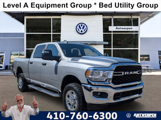 2024 RAM 2500 Big Horn Crew Cab 4x4 64 Box