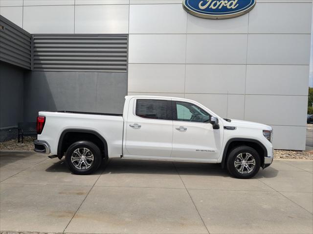 2024 GMC Sierra 1500 2WD Crew Cab Short Box SLT