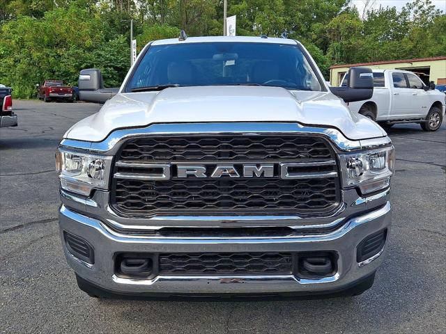 2023 RAM 2500 Tradesman Crew Cab 4x4 8 Box