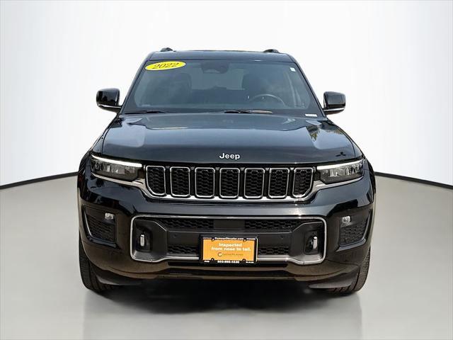 2022 Jeep Grand Cherokee Overland 4x4 2022 Jeep Grand Cherokee Overland 4x4