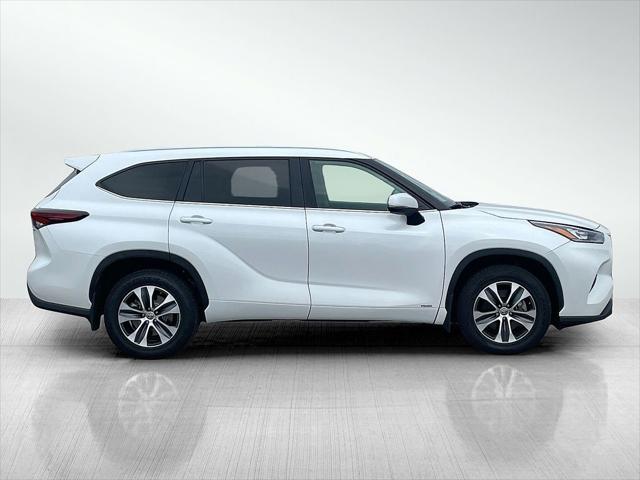 2024 Toyota Highlander Hybrid XLE