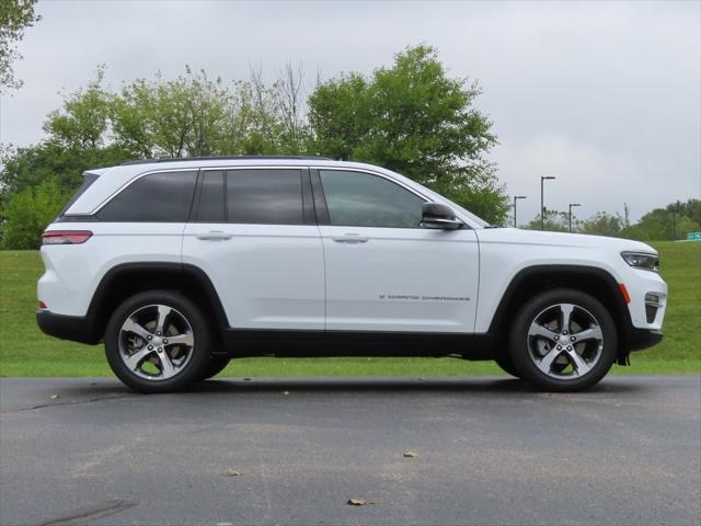 2025 Jeep Grand Cherokee GRAND CHEROKEE LIMITED 4X4 2025 Jeep Grand Cherokee GRAND CHEROKEE LIMITED 4X4