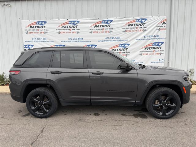 2023 Jeep Grand Cherokee Altitude 4x4 2023 Jeep Grand Cherokee Altitude 4x4