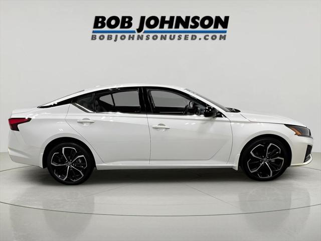 2024 Nissan Altima SR Intelligent AWD