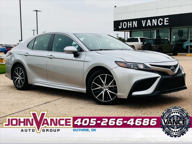 2023 Toyota Camry SE