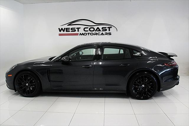 2018 Porsche Panamera 4