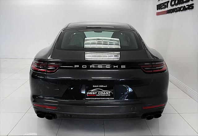 2018 Porsche Panamera 4