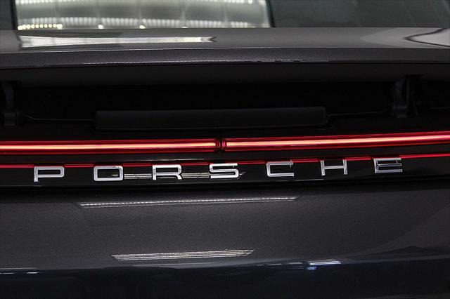 2018 Porsche Panamera 4