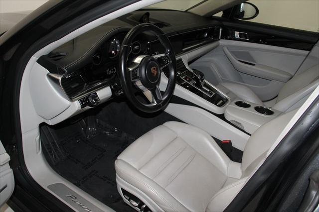 2018 Porsche Panamera 4