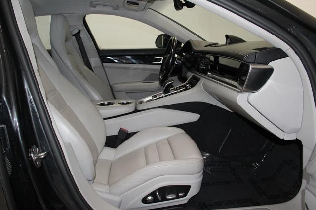 2018 Porsche Panamera 4