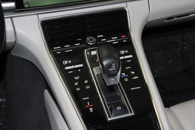 2018 Porsche Panamera 4