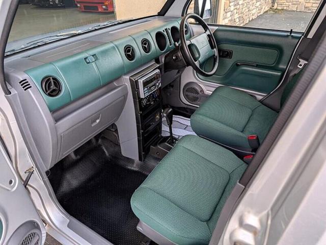 2000 Daihatsu Naked 2000