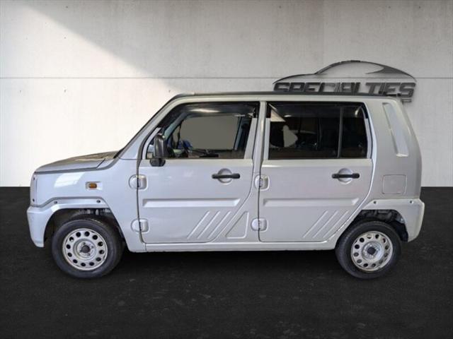 2000 Daihatsu Naked 2000