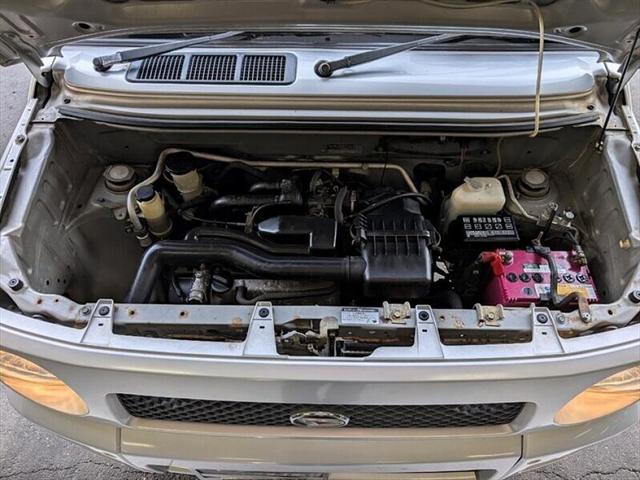 2000 Daihatsu Naked 2000