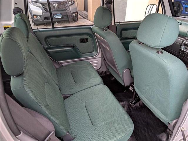 2000 Daihatsu Naked 2000