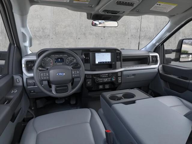 2025 Ford F-550 XL