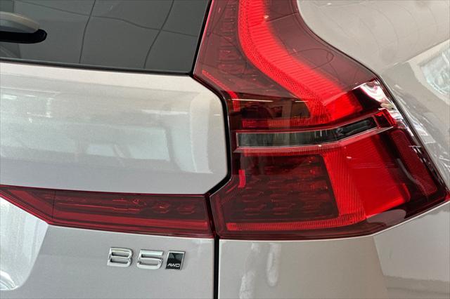 2026 Volvo XC60 B5 Plus