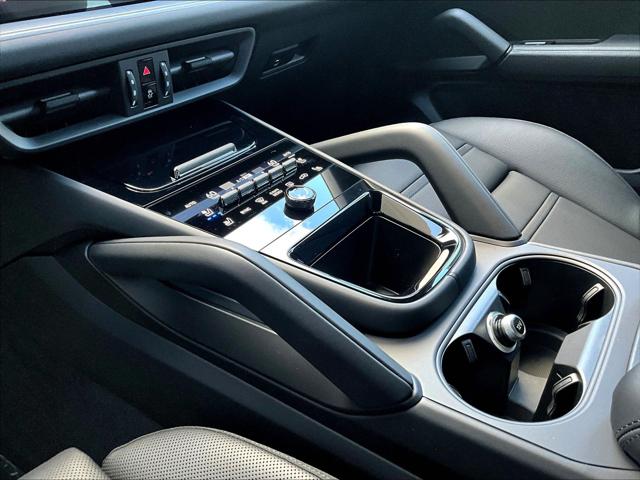 2025 Porsche Cayenne S