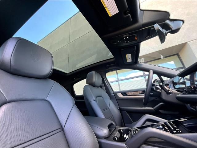 2025 Porsche Cayenne S