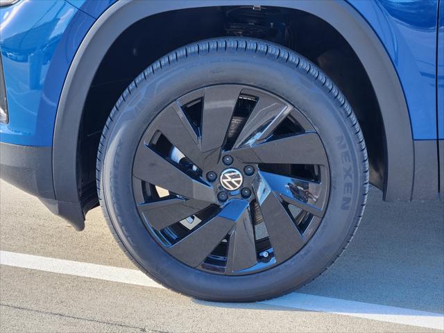 2026 Volkswagen Atlas Cross Sport 2.0T SE w/Technology