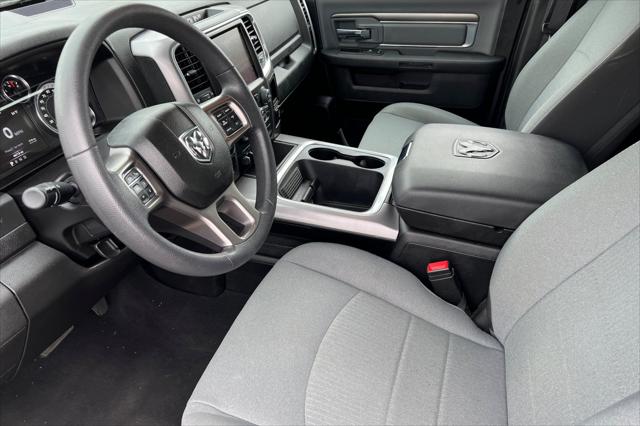 2023 Ram 1500 Classic SLT Crew Cab 4x4 5'7" Box