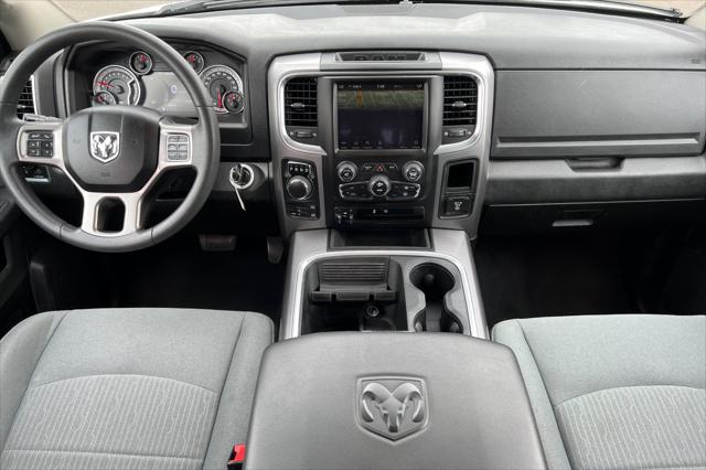 2023 Ram 1500 Classic SLT Crew Cab 4x4 5'7" Box