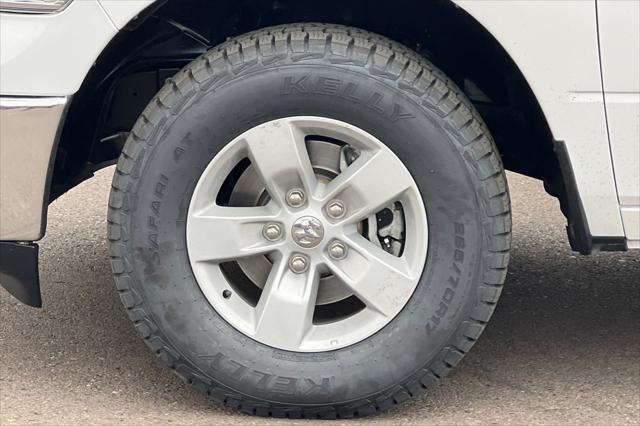 2023 Ram 1500 Classic SLT Crew Cab 4x4 5'7" Box