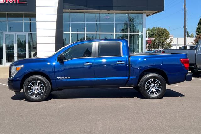2021 Nissan Titan Crew Cab SV 4x4