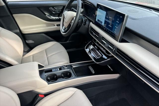 2025 Lincoln Corsair Premiere