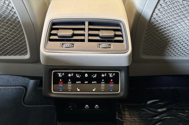 2024 Audi e-tron Prestige quattro
