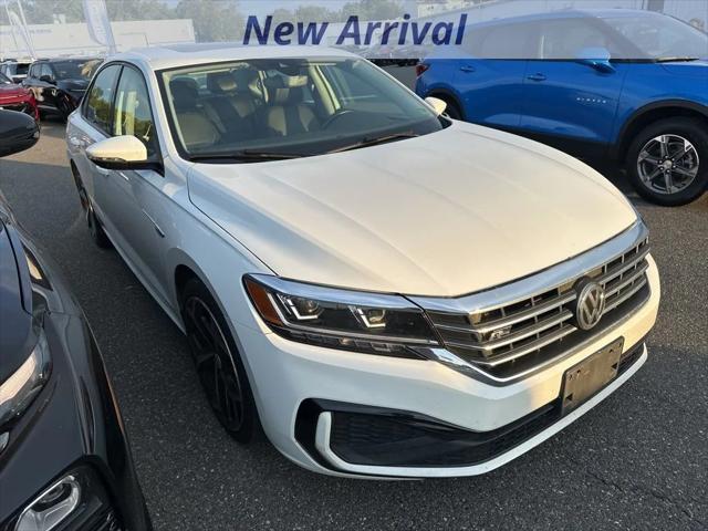 2020 Volkswagen Passat 2.0T R-Line