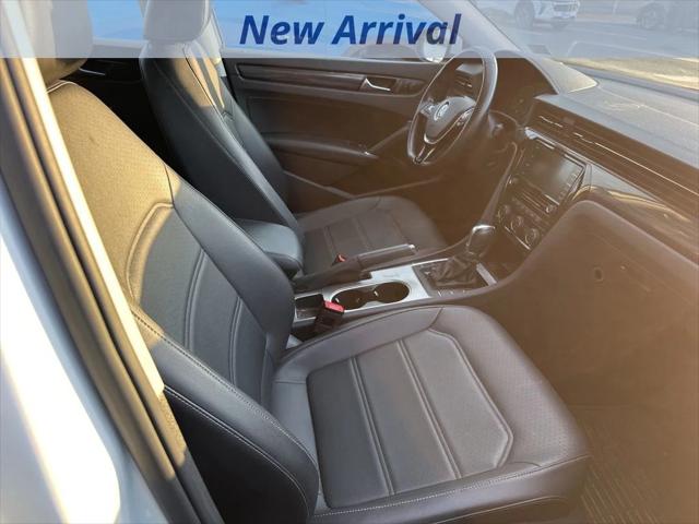 2020 Volkswagen Passat 2.0T R-Line
