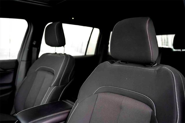 2025 Jeep Grand Cherokee L Laredo X 4x4