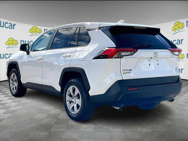 2022 Toyota RAV4 LE