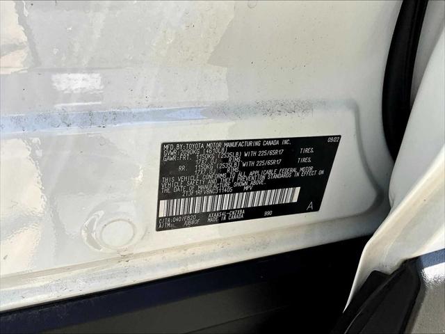 2022 Toyota RAV4 LE