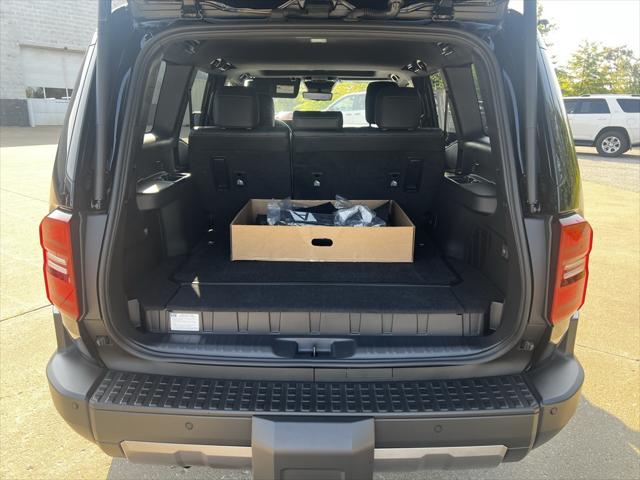 2025 Toyota Land Cruiser Land Cruiser