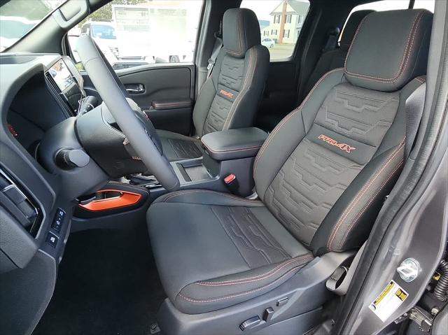 2025 Nissan Frontier Crew Cab PRO-4X 4x4
