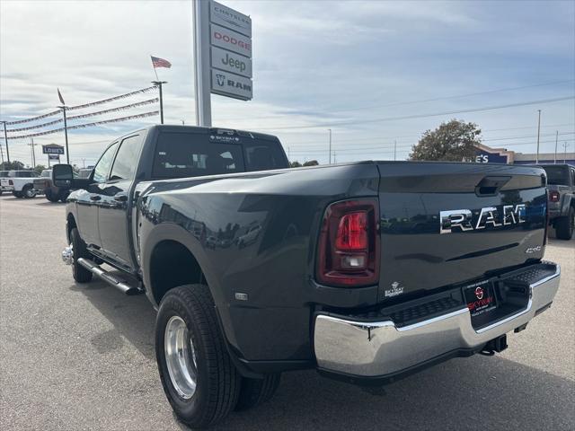 2026 RAM Ram 3500 RAM 3500 TRADESMAN CREW CAB 4X4 8 BOX
