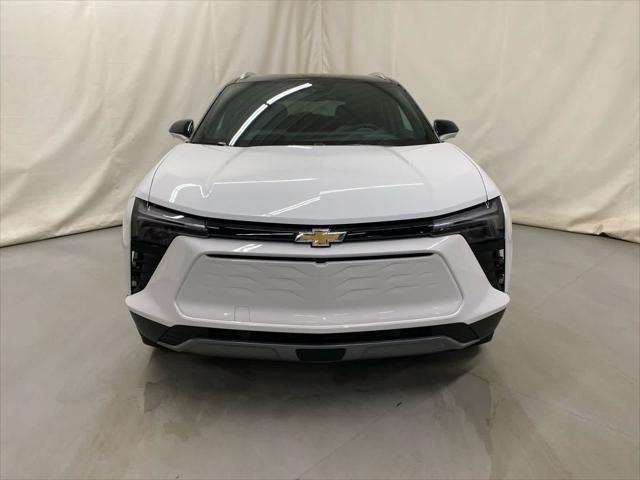 2025 Chevrolet V Blazer eAWD LT