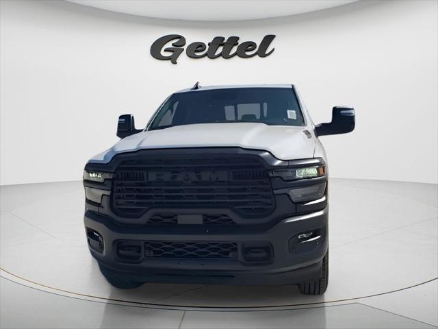 2026 RAM Ram 3500 RAM 3500 TRADESMAN CREW CAB 4X4 64 BOX