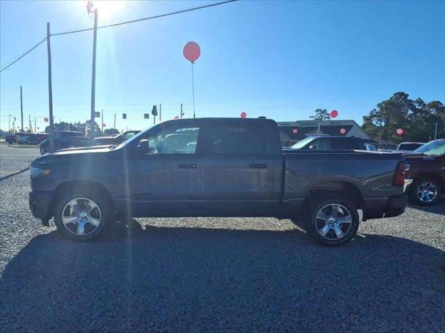 2025 RAM Ram 1500 RAM 1500 TRADESMAN CREW CAB 4X2 57 BOX 2025 RAM Ram 1500 RAM 1500 TRADESMAN CREW CAB 4X2 57 BOX