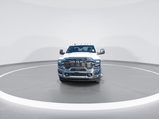 2026 RAM Ram 3500 Chassis Cab RAM 3500 TRADESMAN CREW CAB CHASSIS 4X4 60 CA 2026 RAM Ram 3500 Chassis Cab RAM 3500 TRADESMAN CREW CAB CHASSIS 4X4 60 CA